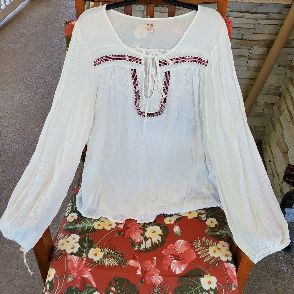 BLOUSE - Picture 1 of 2